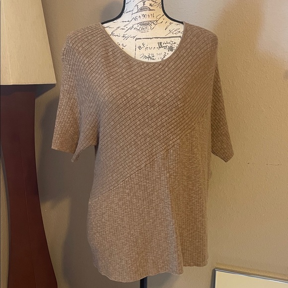 Dear John Sweaters - Dear John Short Sleeved Sweater